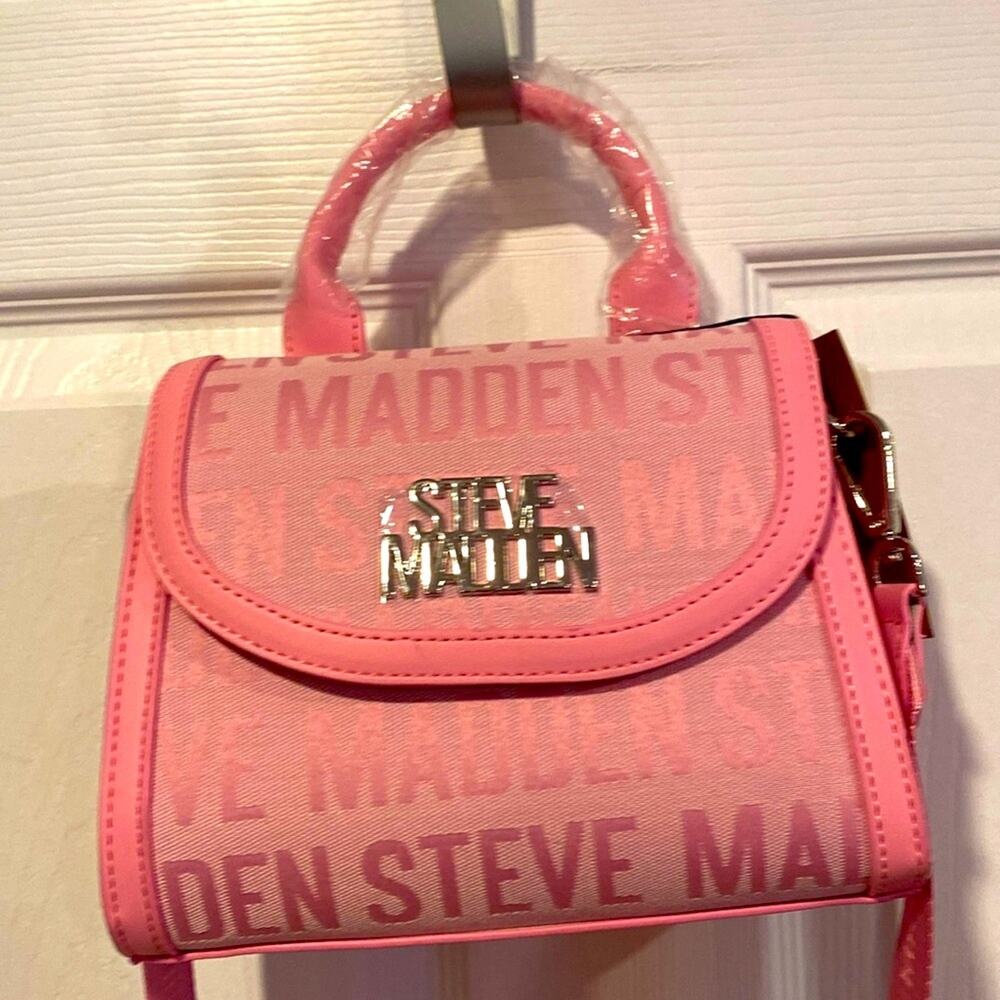 BNWT STEVE MADDEN BToki Pink Crossbody Bag